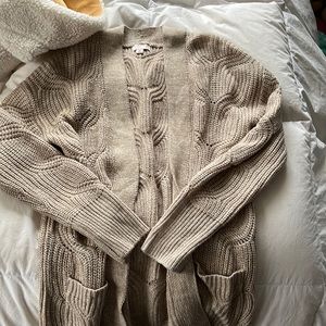 Long cardigan with pockets